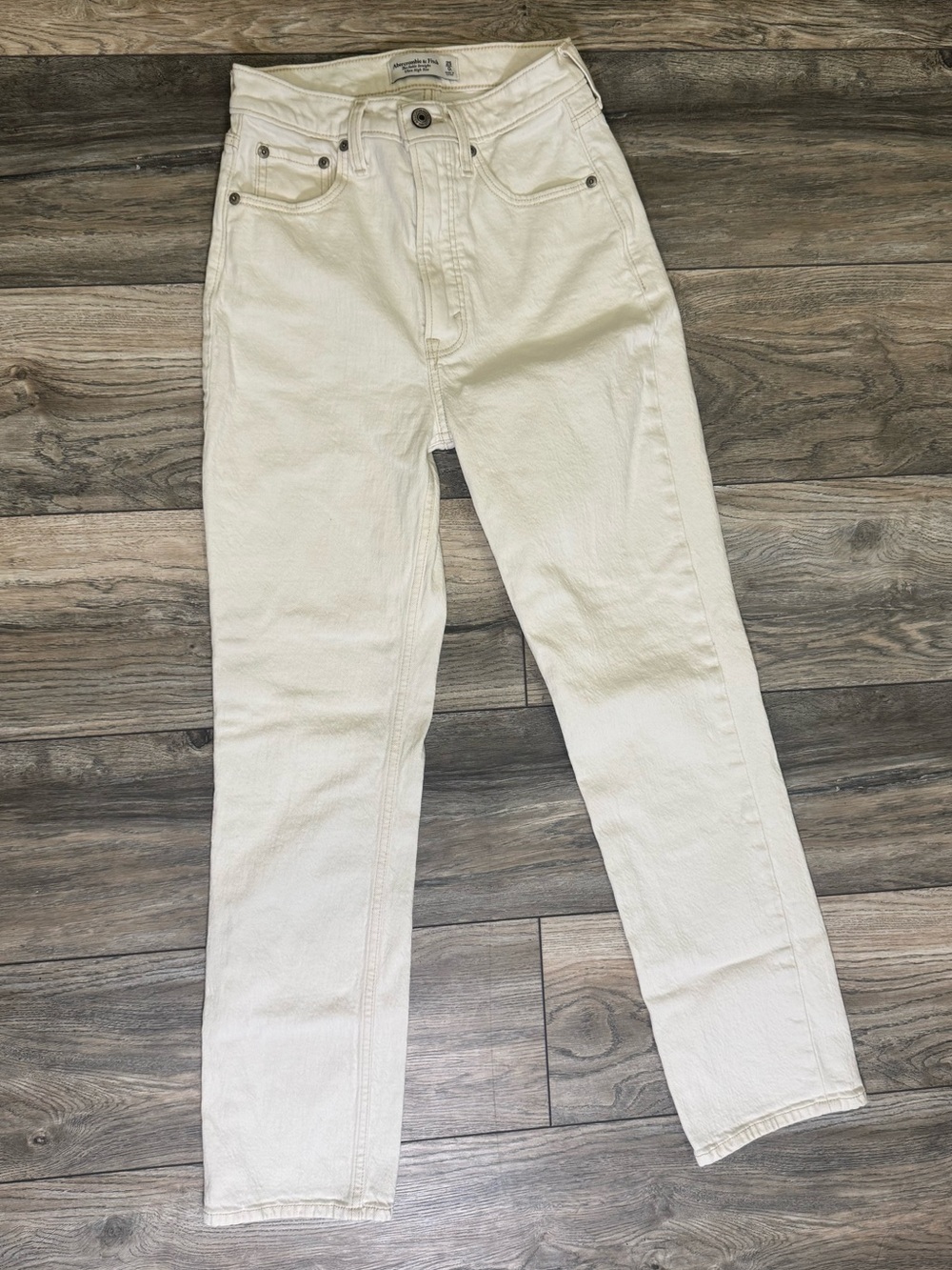 Abercrombie & Fitch High Rise Straight Jeans Cream Size 25 Long
